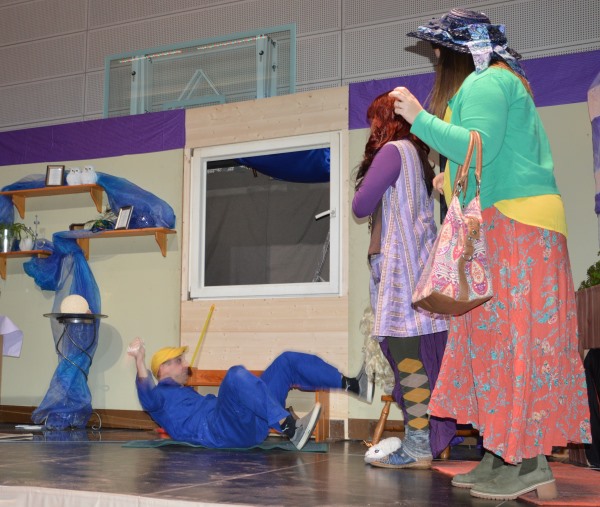 tkhe theater17d